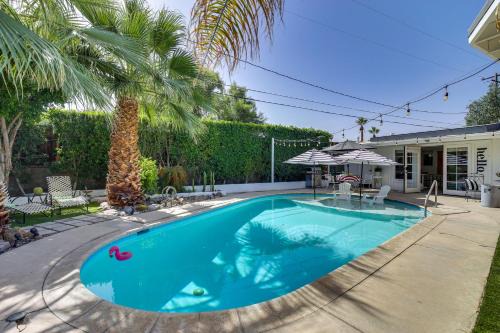 5 Blocks to El Paseo Palm Desert Casita with Pool