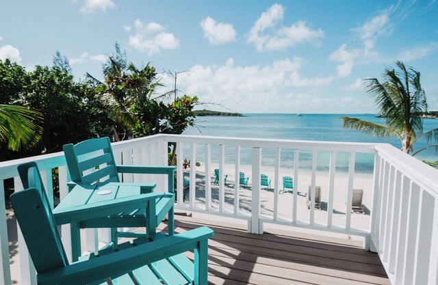 #5 - Guana Beach Inn @sunset beach, Guana Cay
