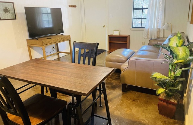 #5 Hidden Akers -Peaceful, quiet, safe, relax, enjoy,country life. Pet friendly.