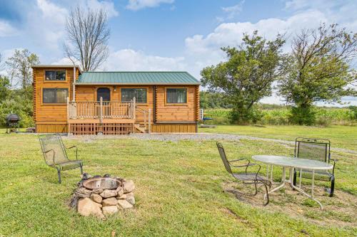 5 Mi to Susquehanna Boating! Secluded Log Cabin