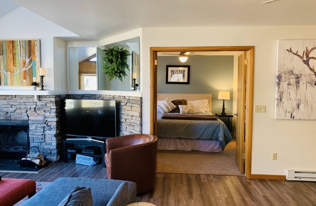 Tolle Lage mit Aussicht! 2 Kingsize-Betten / zwei Badezimmer mit Suite und Schlafcouch