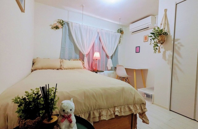 5 min. walk from Tameike-Sanno Station, Ginza Line, Ginza 5 min.Shimbashi 4 min.