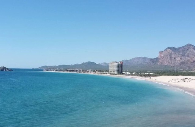 5 min walk to Algodones beach white sandy beach
