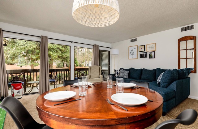 5 minute walk to Pinehurst Resort - Perfect 2BR Condo for buddies golf trip