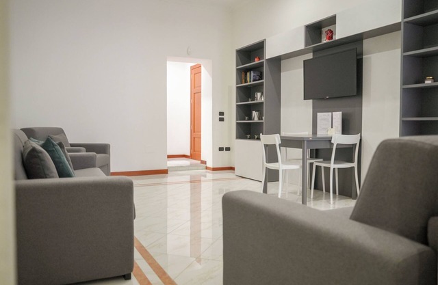 ☆ Moderne und Komfortable Wohnung 10 Minuten von allen Attraktionen von Neapel☆