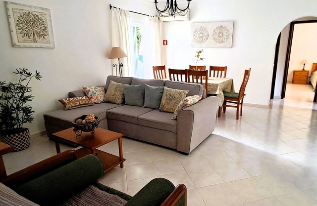 5 minutes from Falésia beach
