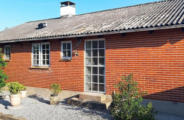 5 person holiday home in Ålbæk