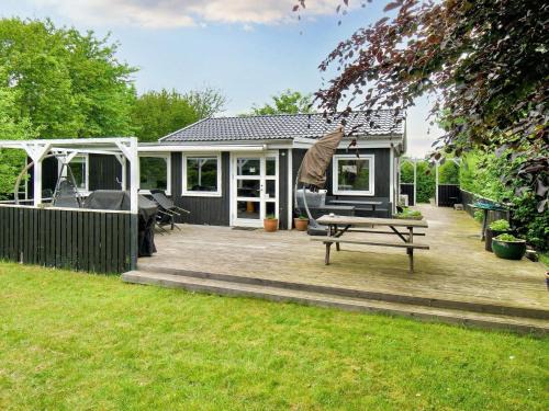 5 person holiday home in Gilleleje-By Traum