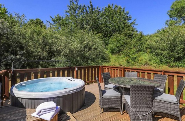 Preisgekrönte 5-Sterne-Scandinavian Lodge mit luxuriösem Whirlpool