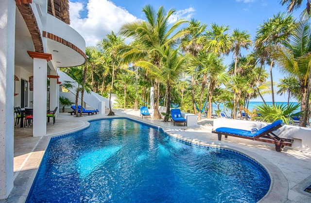 5-Sterne-Erfahrung! Oceanfront 4BR / 4BA Villa mit eigenem Strand + Pool, Schnorcheln