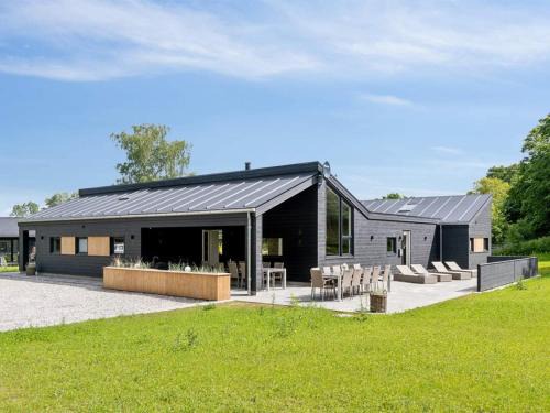 5 star holiday home in Glesborg, cleaning included