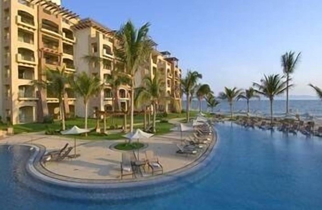 5 Sterne Luxus im Estancia 2BR / 2. 5 BA - Best Resort in Neuvo