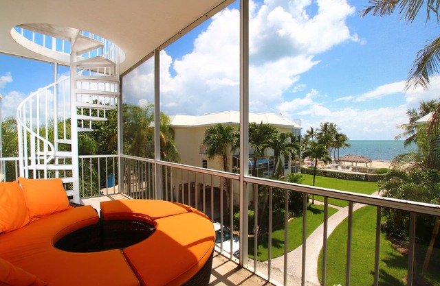 5 Sterne Modern Oceanfront Islamorada Stadthaus am Strand!