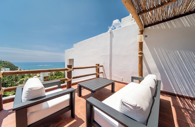 5-Star Oceanfront Property with Tons of Amenities & Private Pool