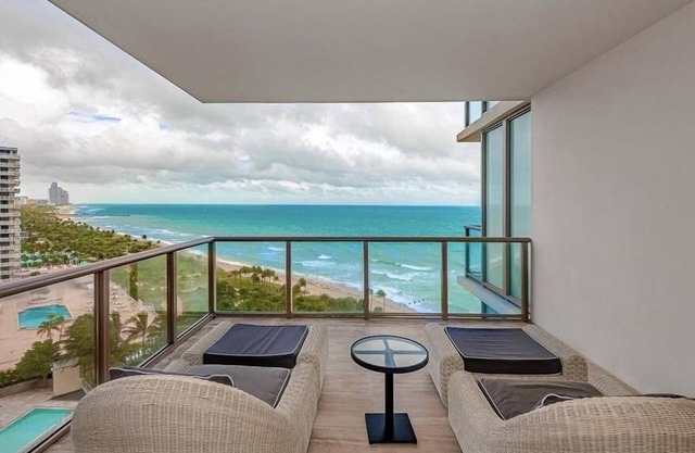 5-Sterne-Luxus-Apartment direkt am Meer im St. Regis Bal Harbour Resort