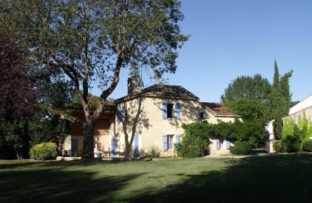 5-*****-Ferienhaus m. Pool, Tennisplatz, Golfanlage, Fitnessraum, Park (1,2 ha)