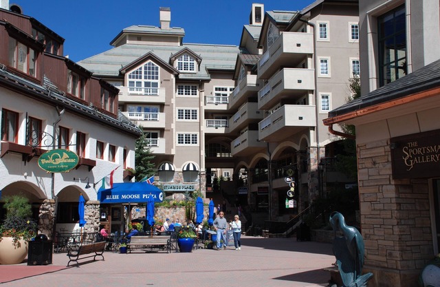 5-Sterne-Ski-in / Ski-out-Eigentumswohnung im Herzen von Beaver Creek Village