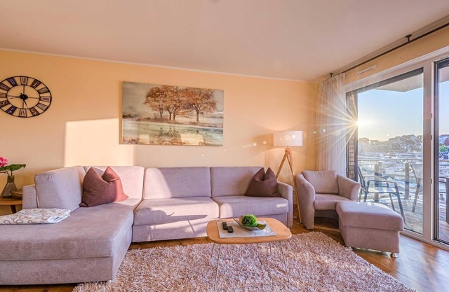 5-Sterne Ferienwohnung Hafenidylle mit Balkon und Hafenblick