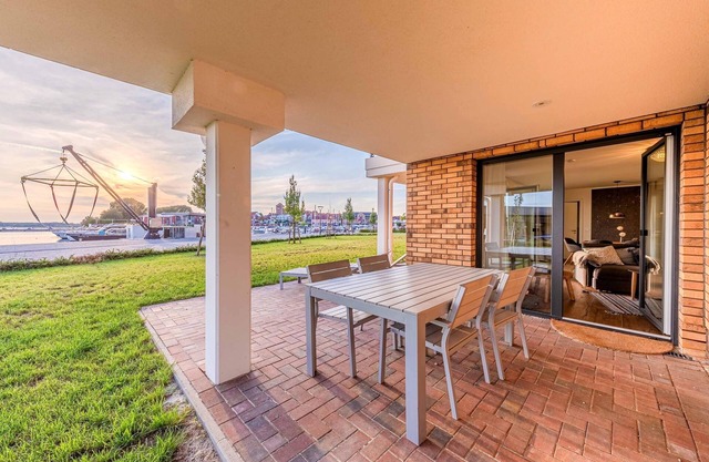 5-Sterne-Ferienapartment "Am Lütten Meer" in der Hafenresidenz Waren
