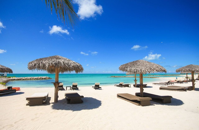 Stück vom Paradies am Strand ~ Pools ~ Kayak ~ P. Board ~ Schnorchel ~ Pack & Play ~ Hochstuhl