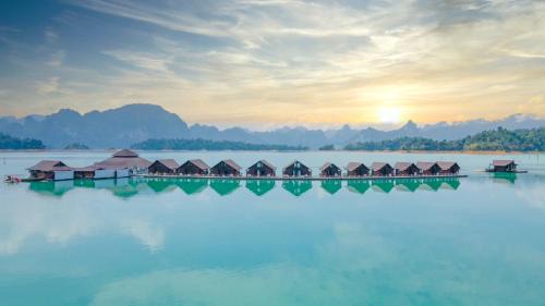 500 Rai Floating Resort