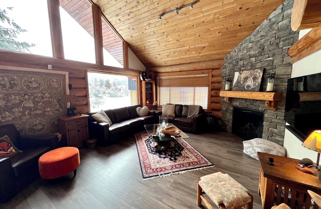 500m Walk - Beautiful Log Home - Spectacular Direct View of Ski Runs