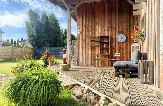 50qm Wohnung mit zwei Terrassen, Grillplatz und großem Außenbereich