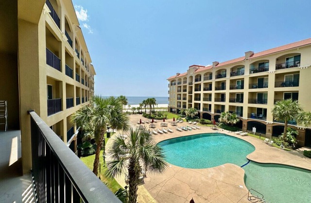 #523 2 bed poolside unit with majestic beach views