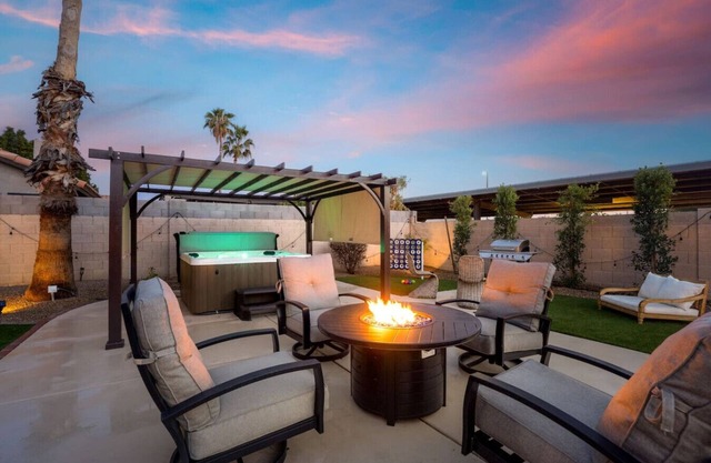 Elegant Stay & Play Getaway in PV with Hot Tub