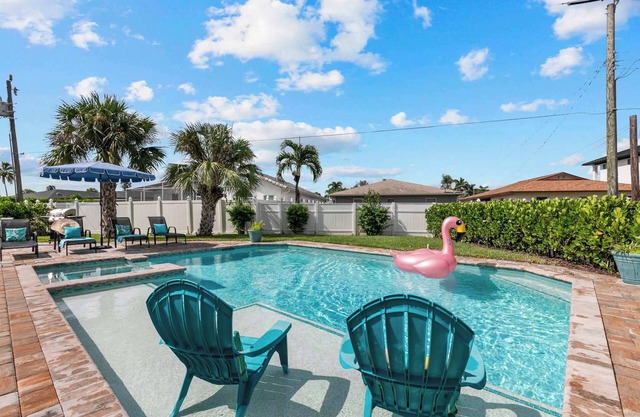 541 SeaScape Cottage · Walk2Beach