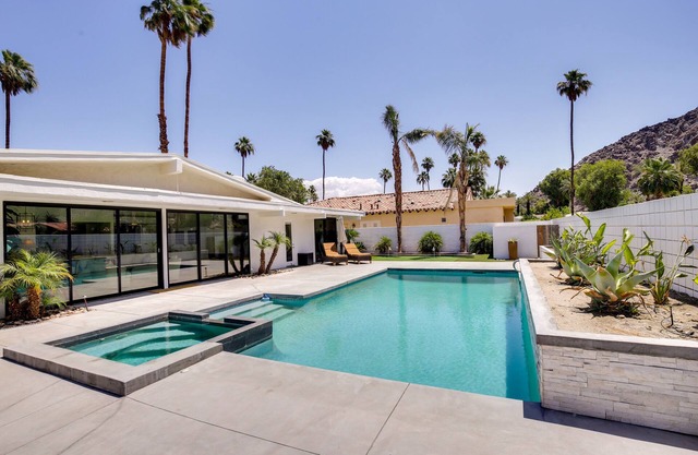 55 + Indian Wells Retreat: Private Pool & Spa!