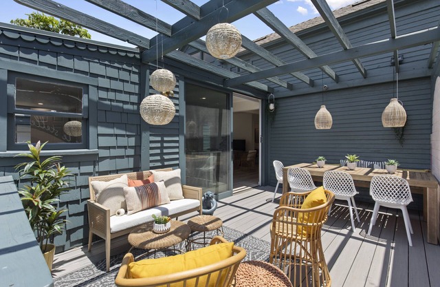 5BD Home with outdoor space in Little Italy!