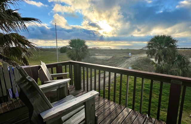 5bdrm 4bathBEACHFRONTstunningOCEANVIEWS elevatorHANDICAPfriendly
