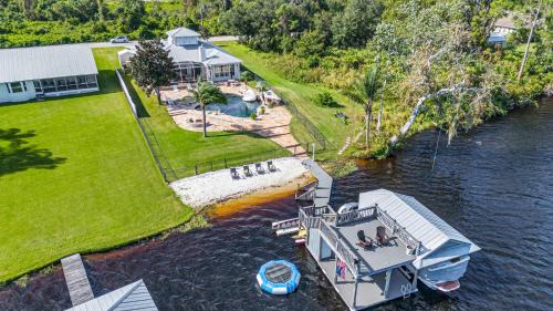 5Br Sleeps 16 Private Pool-Dog Friendly-Fire Pit