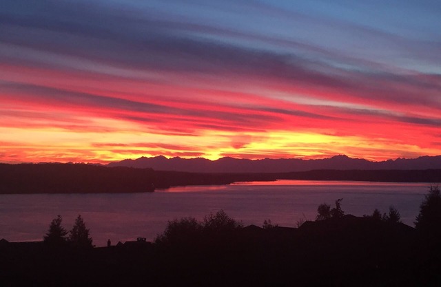 Weitreichender 5-BR-Blick auf Puget Sound & Olympics & Under 1 Mile Chambers 2015 Us Open