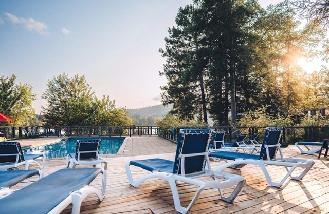 5BR Tremblant Chalet | A/C, Firepit & Lake View