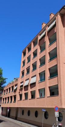 6 a casa