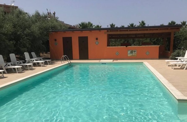 6 Schlafzimmer, 3 Bäder, in der Nähe des SEA, Terrasse, WLAN, Klimaanlage, Pool