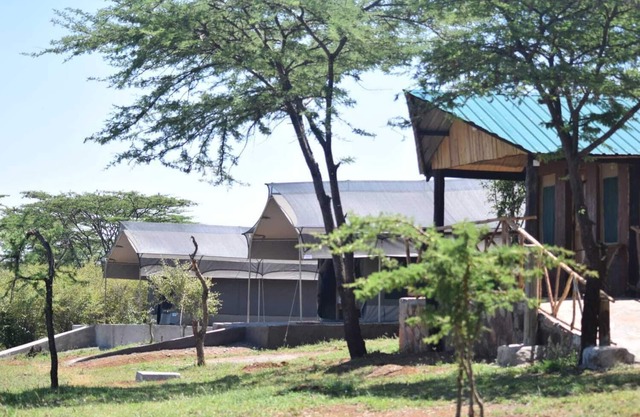 6-bedroom bed & breakfast in beautiful Narok County with WiFi