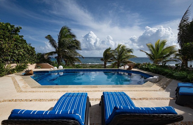 4 bis 6 Schlafzimmer-Spektakuläre Oceanfront Villa