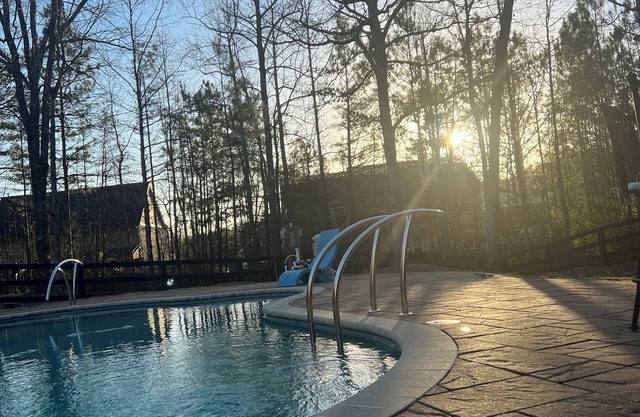 6-bedroom pool house near lake in Flowery Branch with fitness & game room