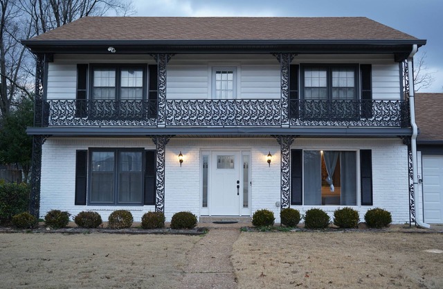 6-Bedroom Vacation Home near Memphis Airport,- close to everything