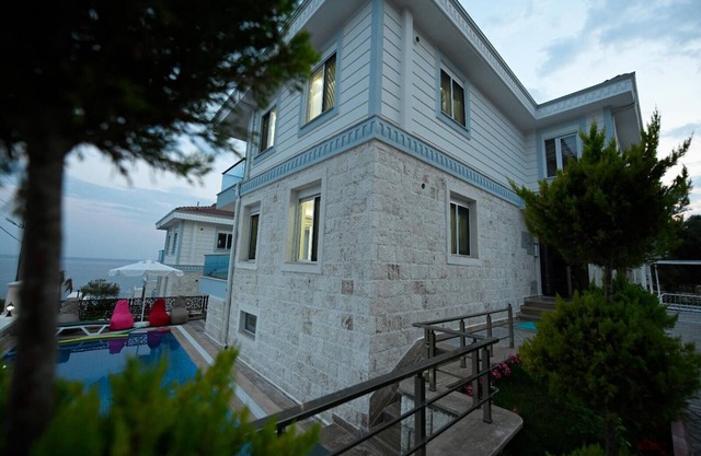6-bedroom villa in peaceful Antalya with WiFi, AC. Enjoy your stay