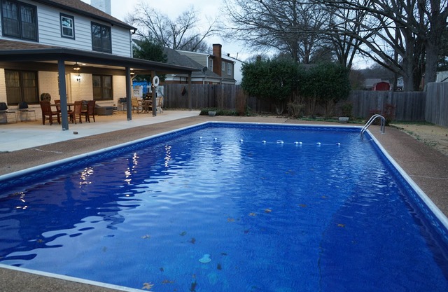 6-Bedroom Vacation Home near Memphis Airport,- close to everything