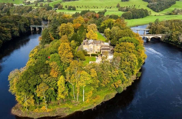 6* Lux Manor House, Private Island By Lake District