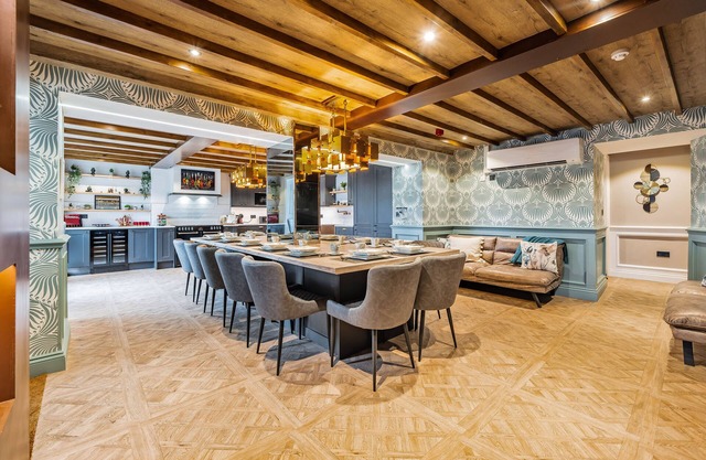 6* Luxury Private Beach Manor House with full heated swimming pool, gym & spa