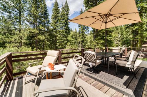 6 Mi to Downieville Downhill Cabin with Mtn Views