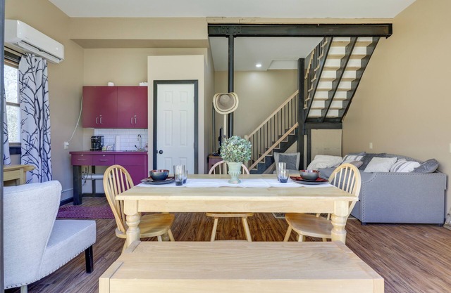 6 Mi to Kinne Preserve: Cozy Canterbury Guest Home