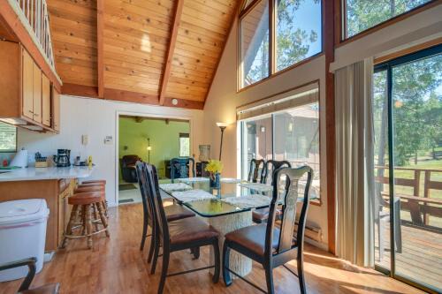 6 Mi to Yosemite Natl Park 14-Acre Retreat!