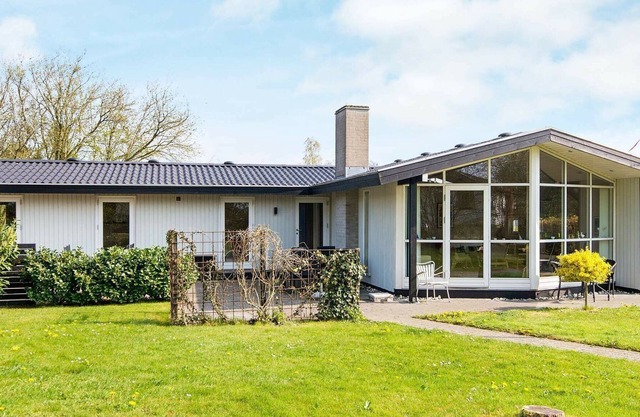 Sonniges Ferienhaus in Jütland in Meernähe